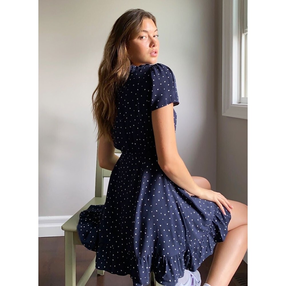 Aritzia Sunday Best New Ruffle Wrap Dress Navy Heart Size 0 /XS $110 ❤️
